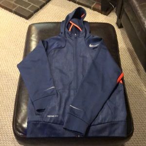 Boys Nike Therma-Fit size L hoodie NEVER WORN
